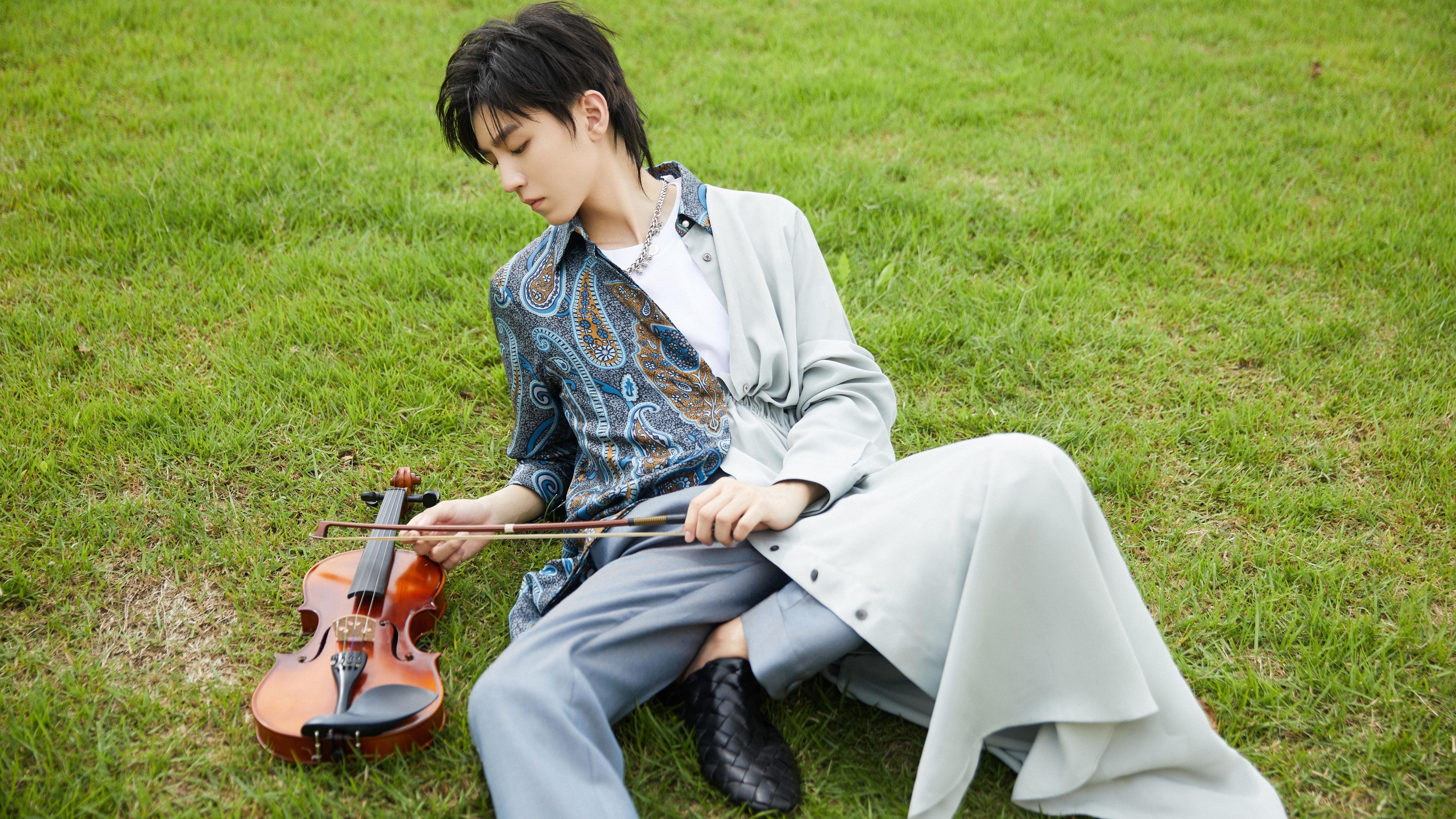 AYX体育-欧洲杯预选赛黑马崛起，传统强队或将落败，欧洲杯预选赛晋级之路